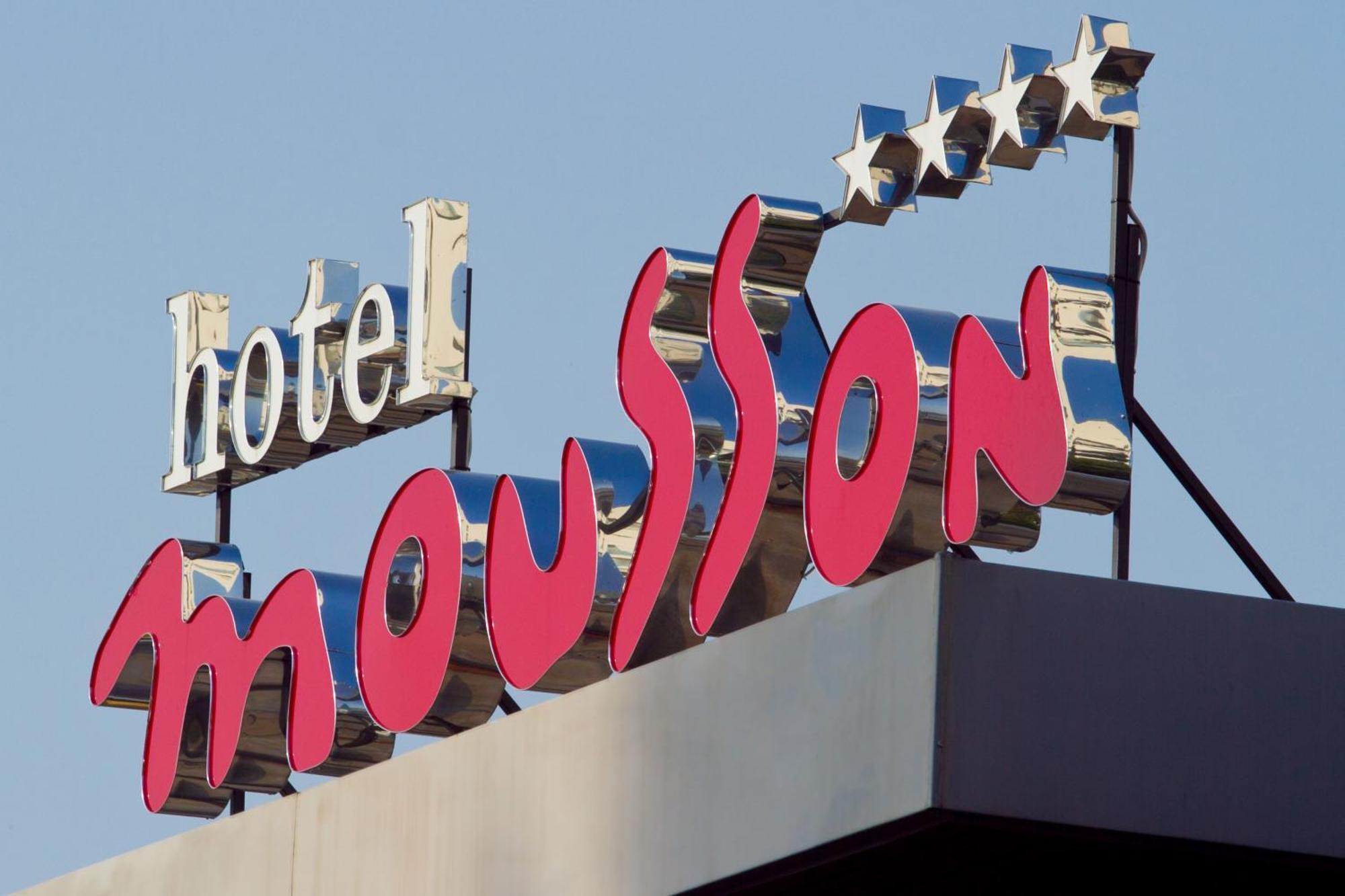 Hotel Mousson 미칼로브체 외부 사진