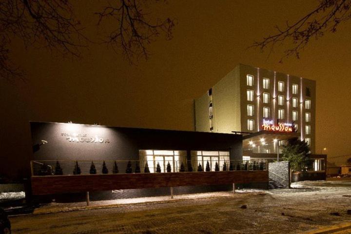 Hotel Mousson 미칼로브체 외부 사진